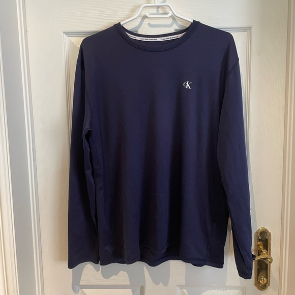 Men’s Calvin Klein rash guard - Picture 1 of 4